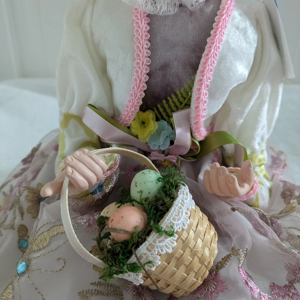 NWT Pastel Lavender Floral Poseable Easter Elf Doll - Picture 6 of 12